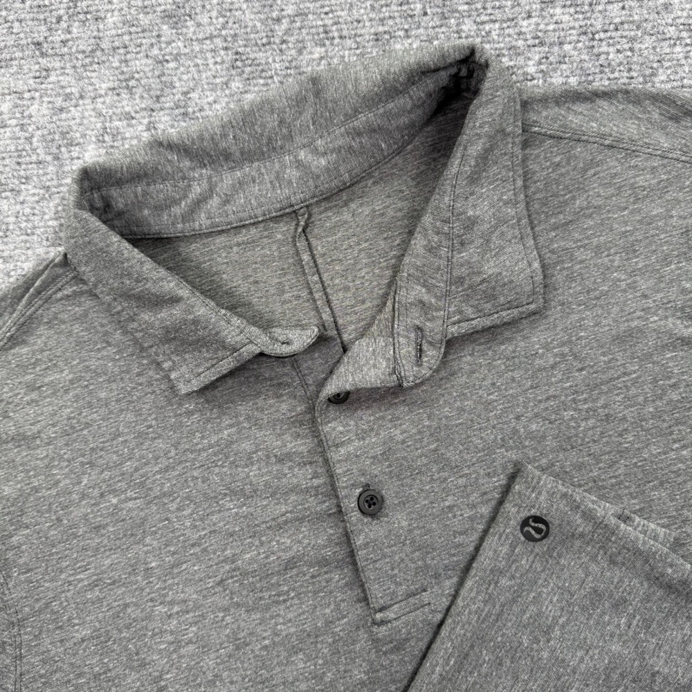 Lululemon Size Medium Short Sleeve Polo Shirt Gray Athleisure Casual Golf Men's